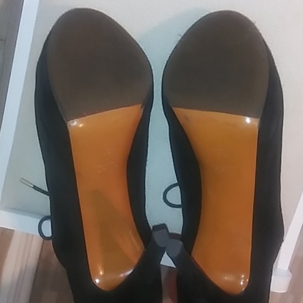 GUCCI Authentic Women's shoes. - Picture 5 of 9